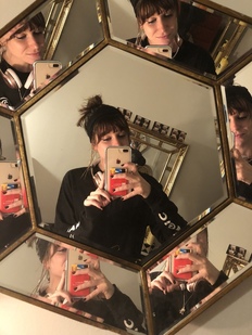 friend image